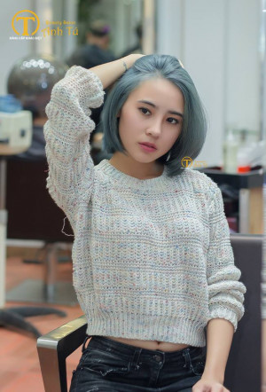 Ngọc lục bảo lạnh lùng