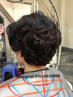 Tóc ngắn mái lệch