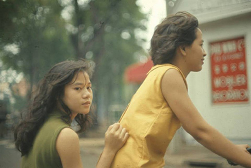 mỹ phẩm xưa 2