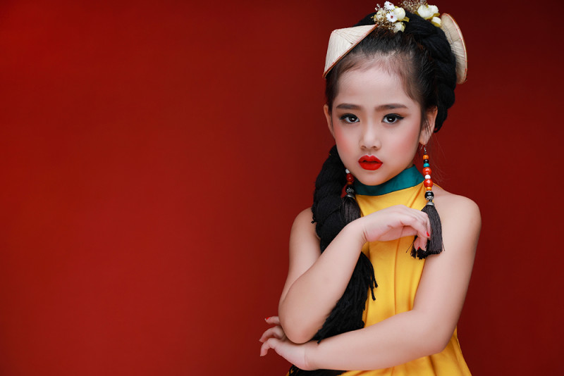 áo dài nhí 2
