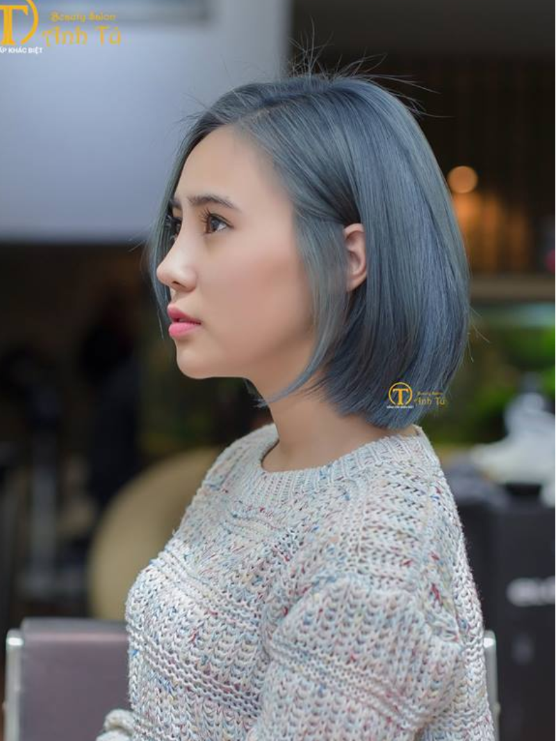 Ngọc lục bảo lạnh lùng