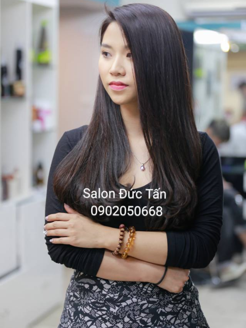 Tóc dài uốn cụp