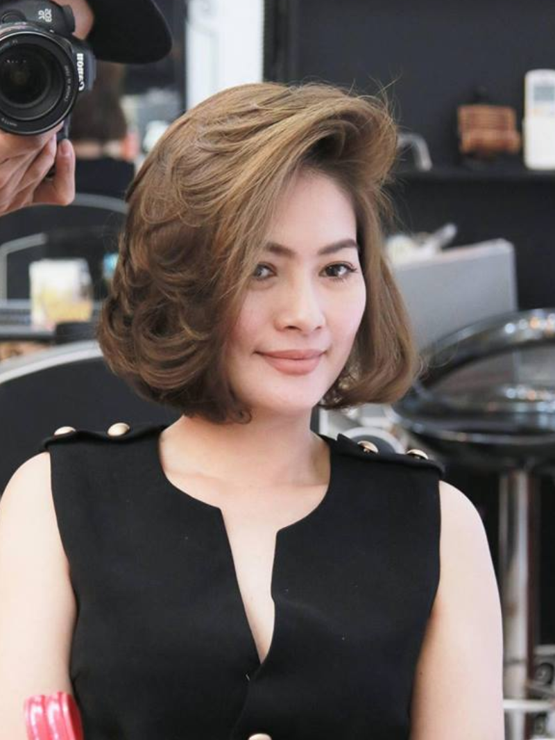 Tóc ngắn mái phồng