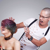 Salon của Davis Kiên