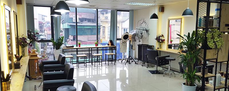 HOÀNG HILLY Beauty Salon